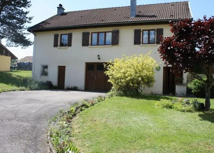 Дом отдыха Maison Tranquille Avec Cheminee Pres De Gerardmer - Fr-1-589-142 *